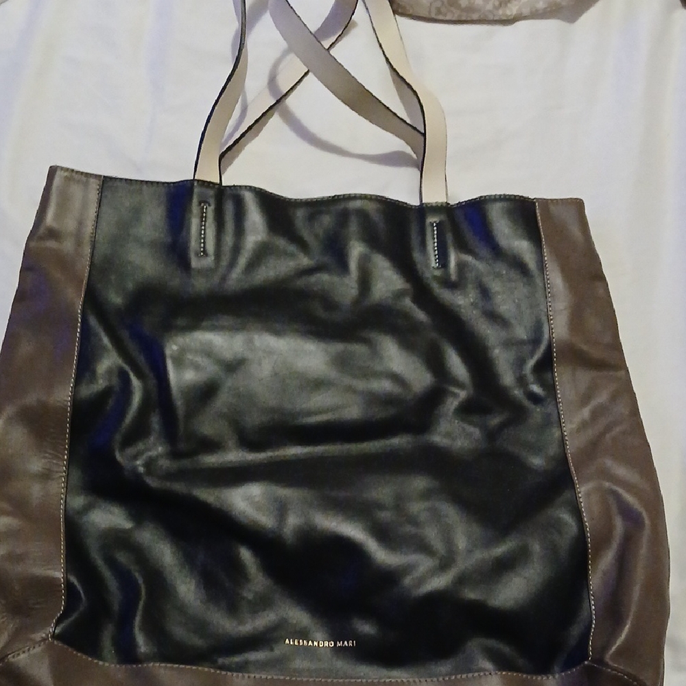 NWOT Leather Black and Brown Women's Bag Genuine Leather Italy Brand New No Tags